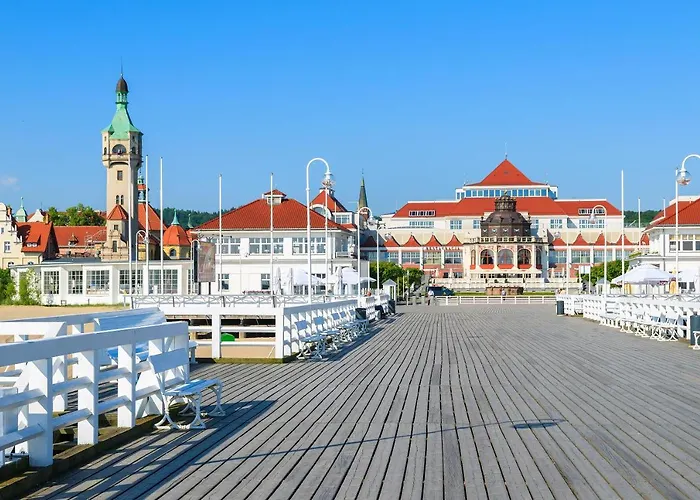 The Maritime - Luxury Botanica *